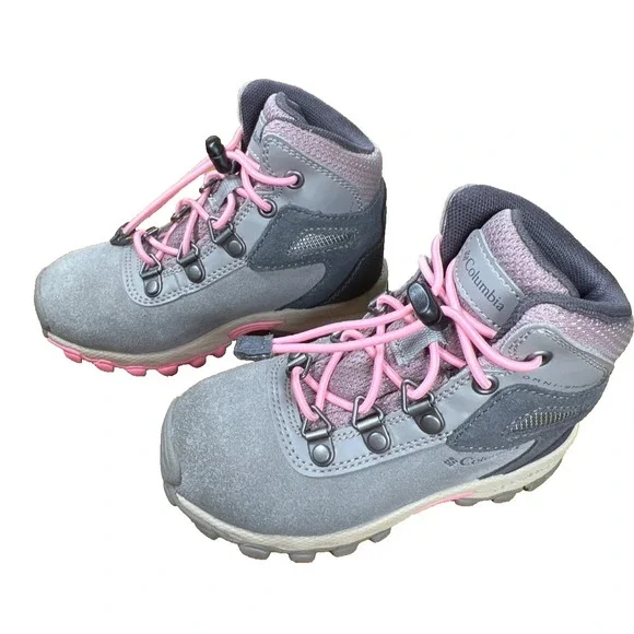 Columbia Kids Newton Ridge Amped Hiking Boots Sz 9 Gray Pink Omni-Shield Hiking - Picture 5 of 8